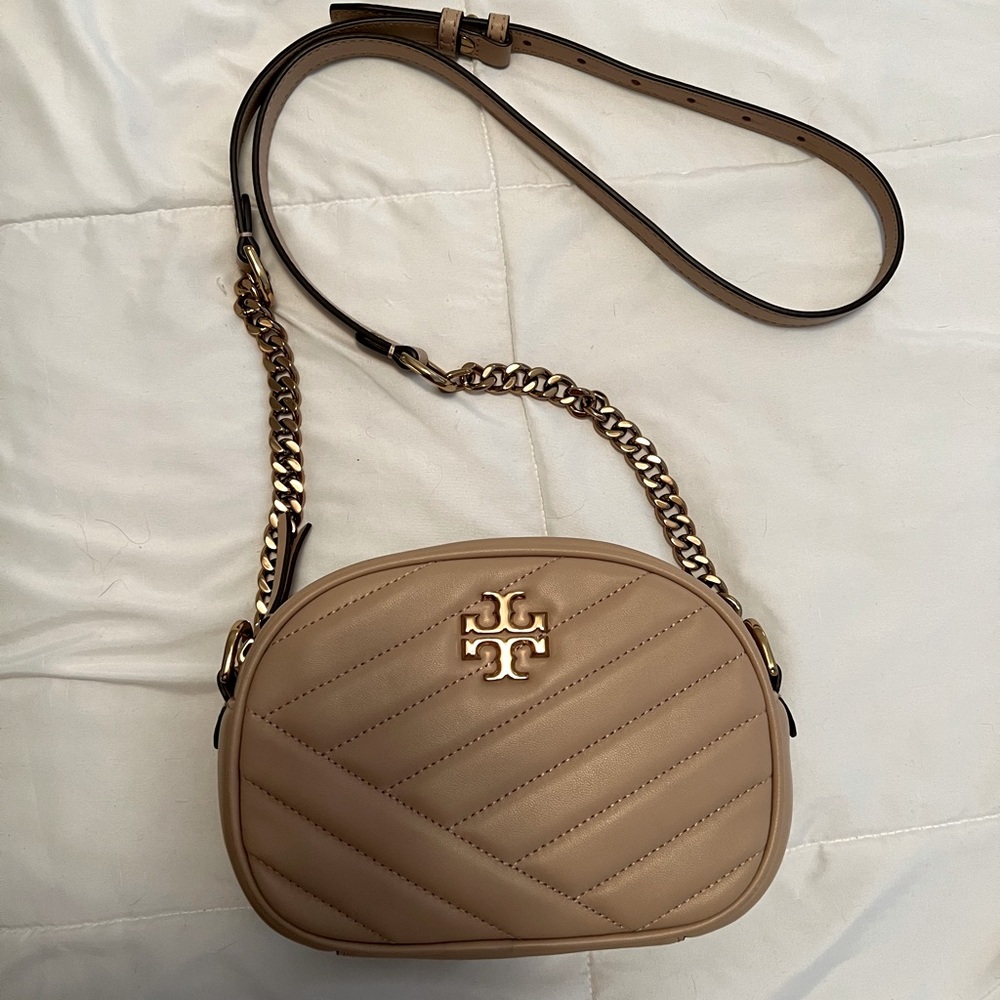 Tory Burch Kira Chevron Camera Bag
